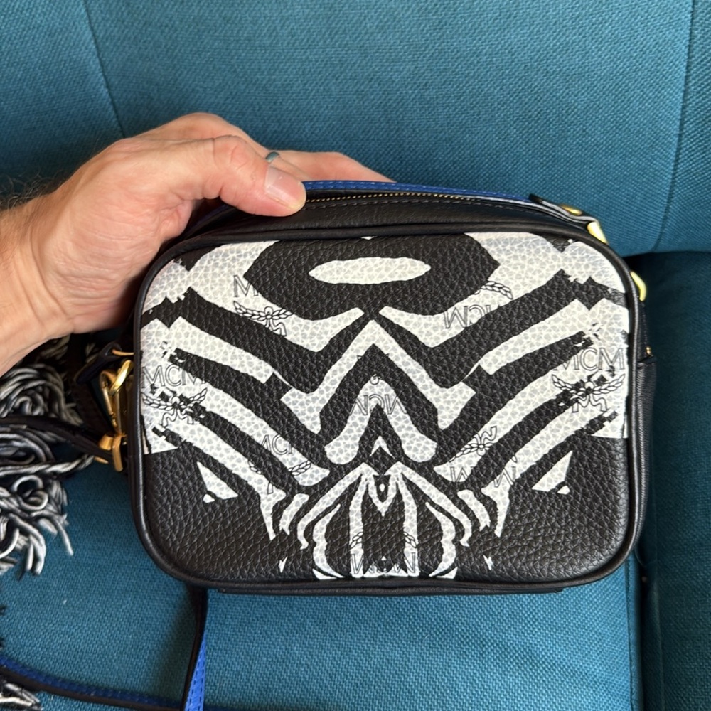 MCM Funky Zebra leather crossbody - Picture 9 of 16